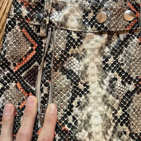 Alter'd State Wom Sz XS Snake Print Mini Skirt High Waist Tan Grey Orange Zipper - Picture 8 of 13